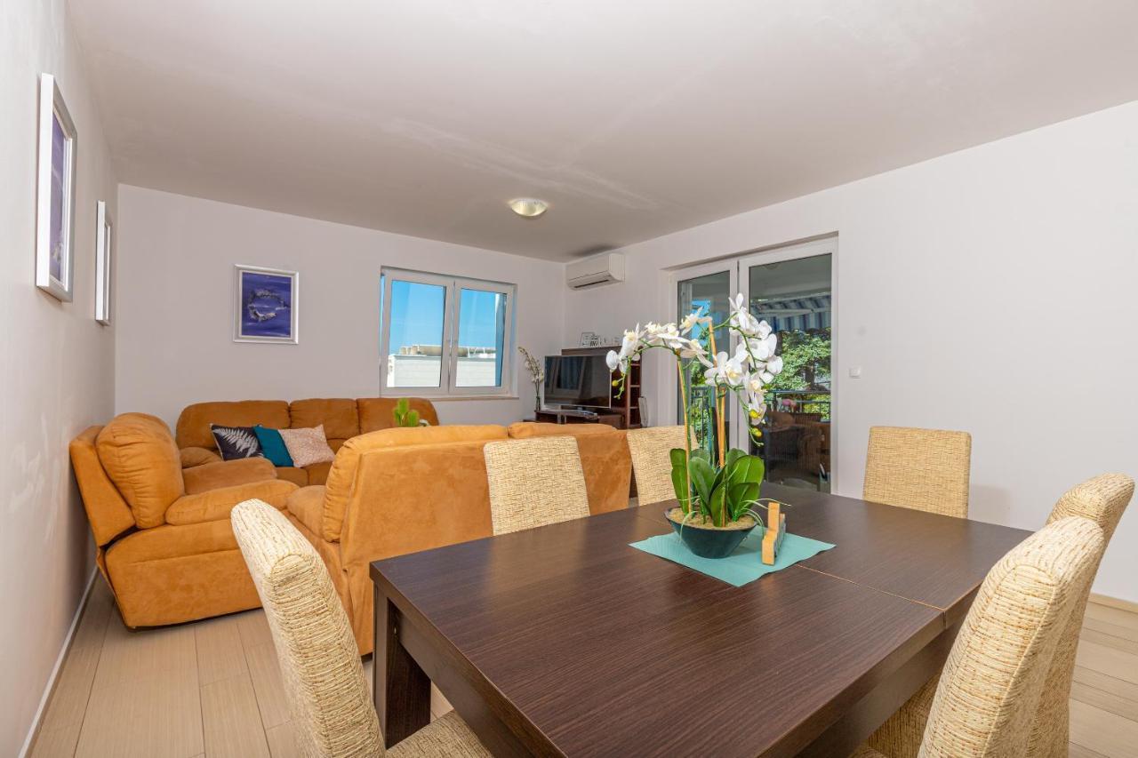 Apartmani Maya Selce Εξωτερικό φωτογραφία
